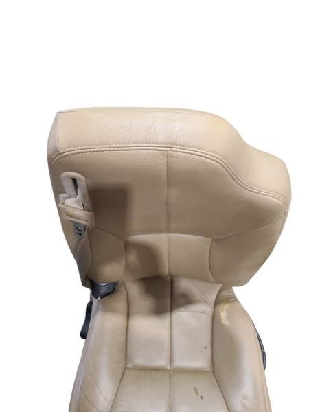 Passenger Front Seat Leather Fits 1999 RAM 3500 584518