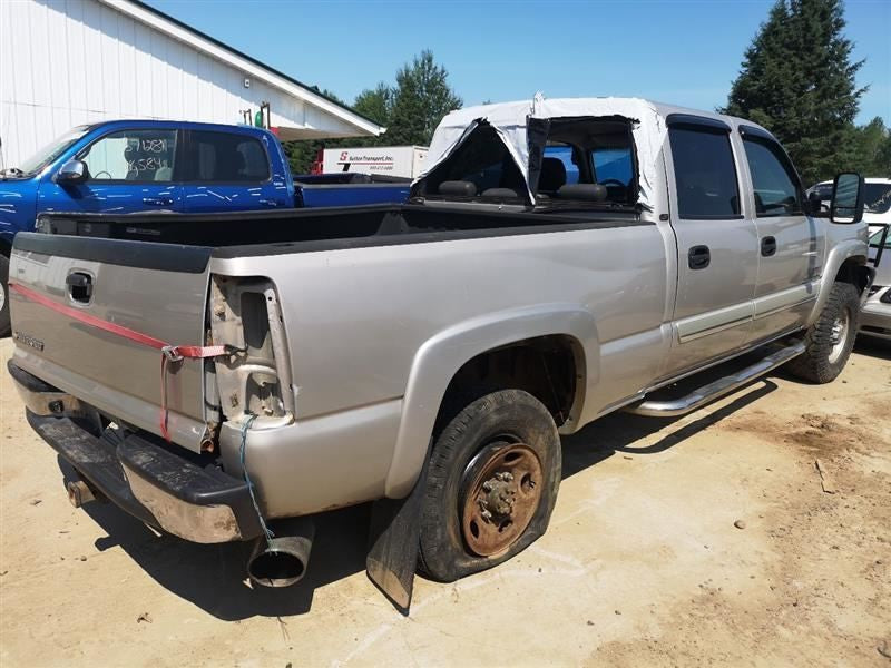 Fuse Box Engine Duramax Fits 06 SIERRA 2500 263361 15216917-02