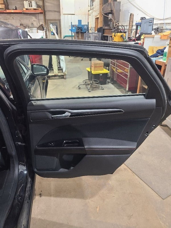 Passenger Right Rear Side Door Fits 13-16 FUSION 651786