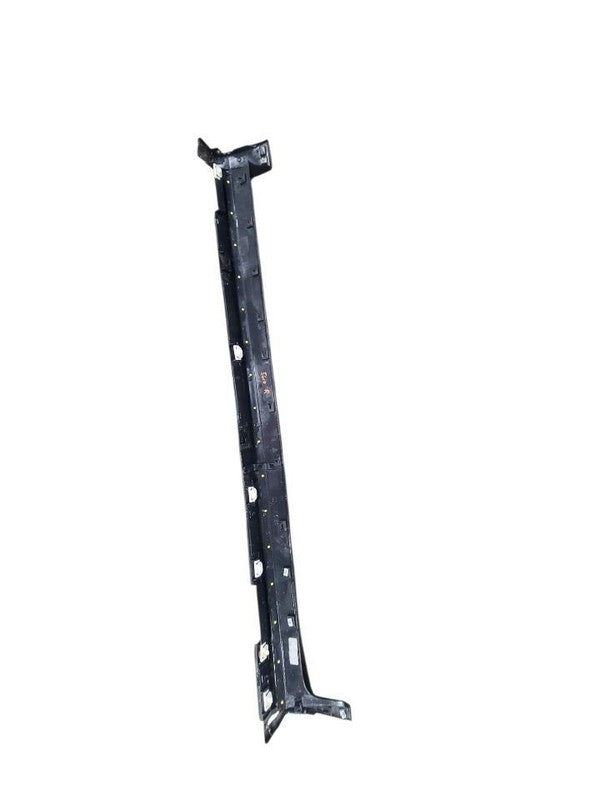 EQUINOX   2018 Rocker Panel Moulding 672407