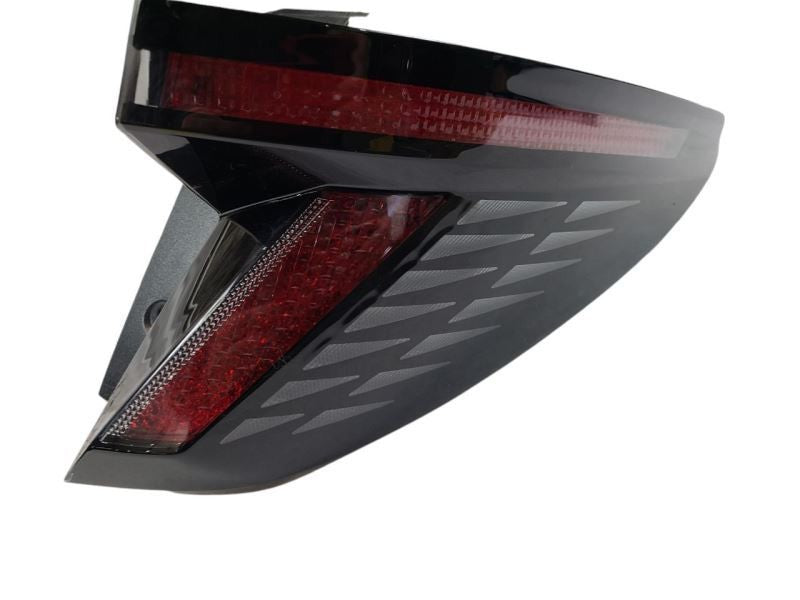 TUCSON    2022 LED Passenger Side, Quarter Mounted Tail Light 580894