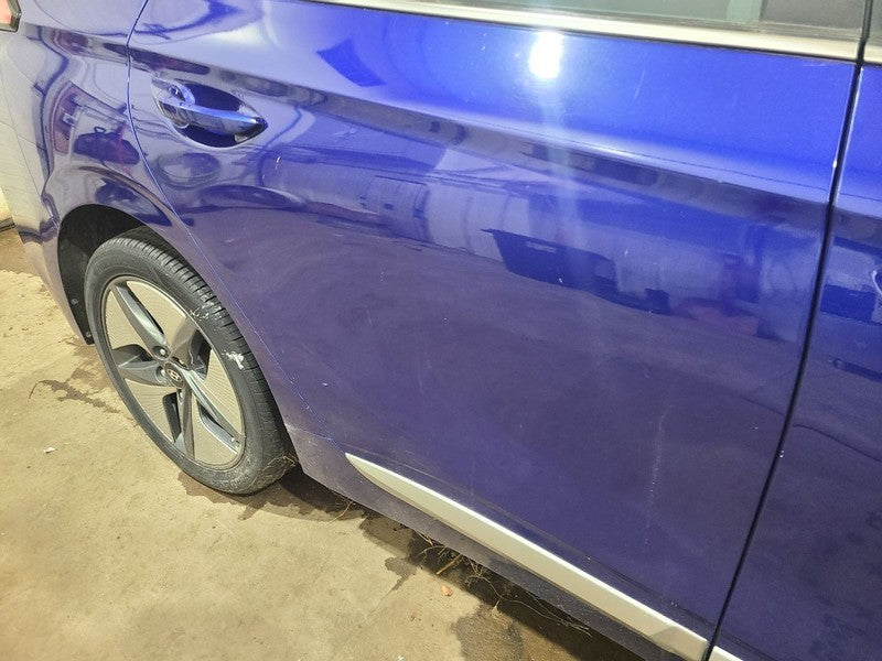 Passenger Rear Side Door With Body Side Moulding Fits 17-22 IONIQ 6561