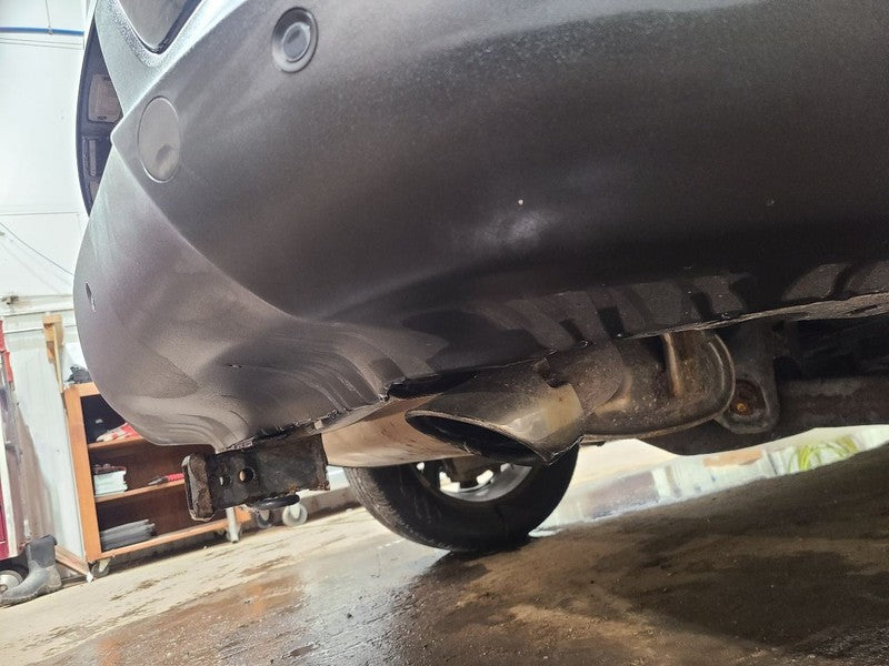 Rear Bumper Single Exhaust With Park Assist Fits 14-16 SPORTAGE 655595