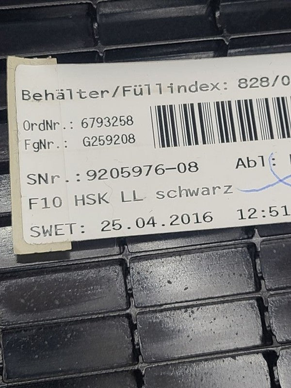 535I      2016 Glove Box 674551