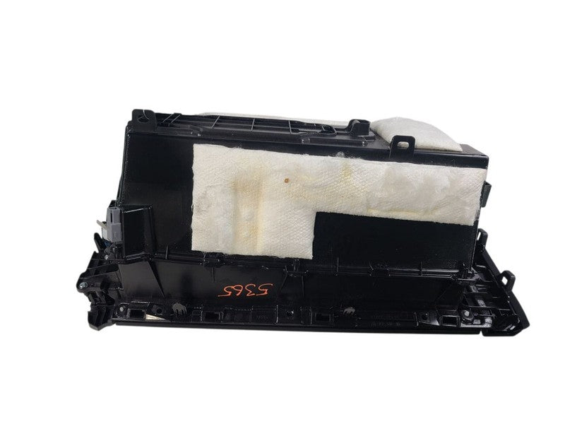 ES350     2013 Glove Box 656587
