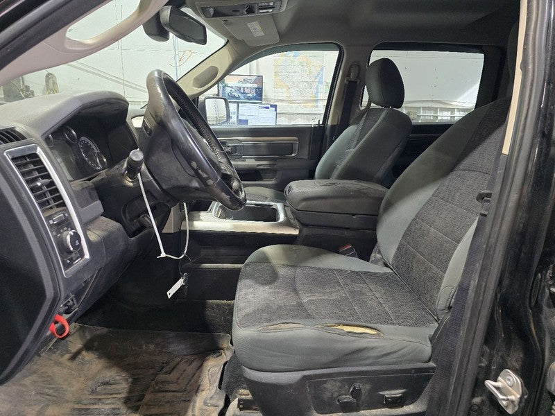 Passenger Sun Visor Classic Style Fits 15-20 DODGE 1500 PICKUP 620360