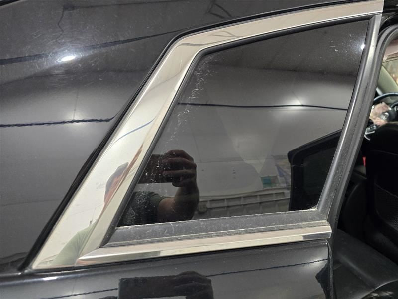 Passenger Quarter Glass Anti-theft Opt UA6 Fits 10-16 SRX 592381