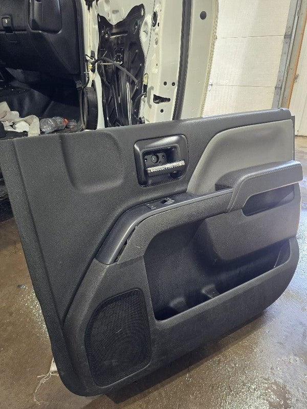 SIERRA150 2014 Front Door Trim Panel 616780