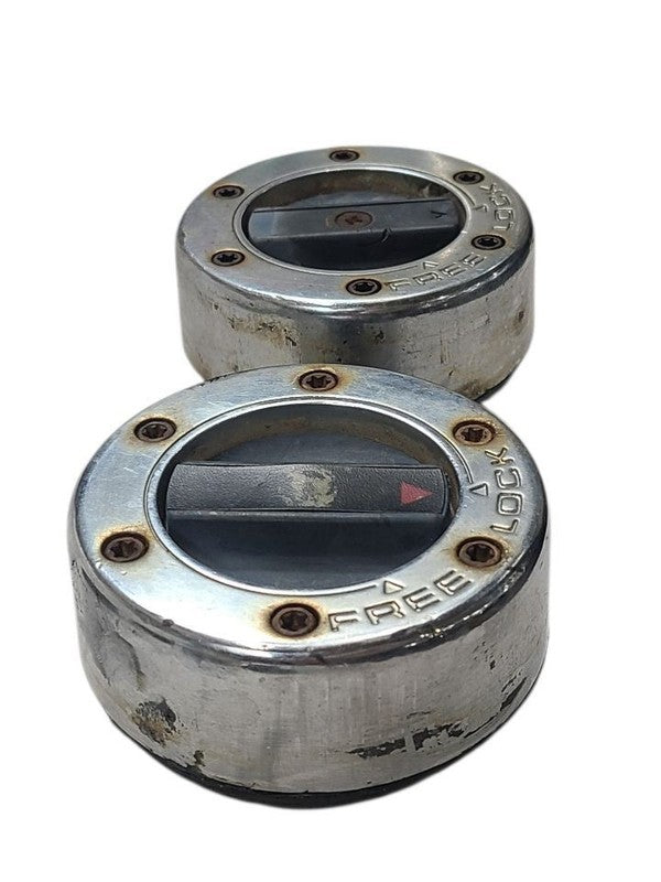 TCHEV10   1987 Locking Hubs 654089