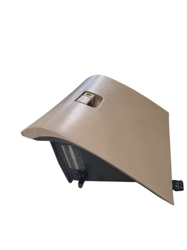 LX470     2000 Glove Box 667818