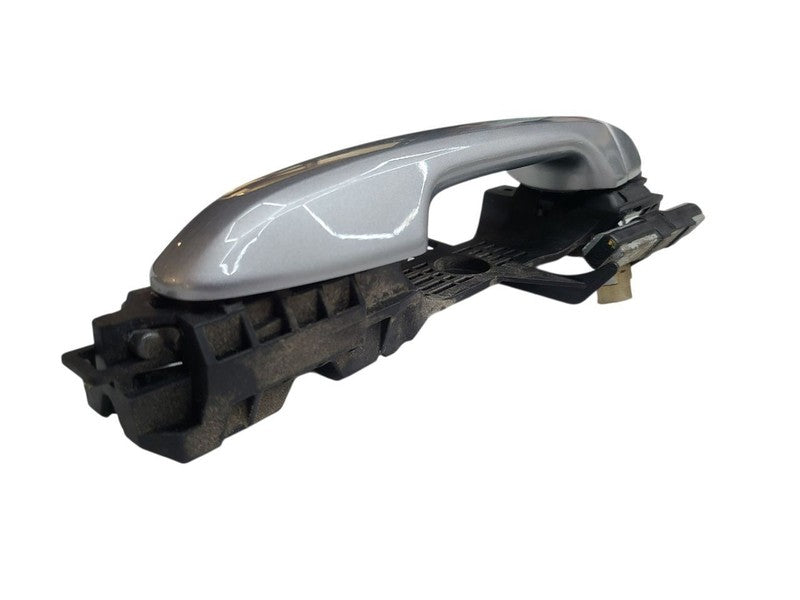 Passenger Door Handle Exterior Assembly Door Painted Fits 16-23 TACOMA