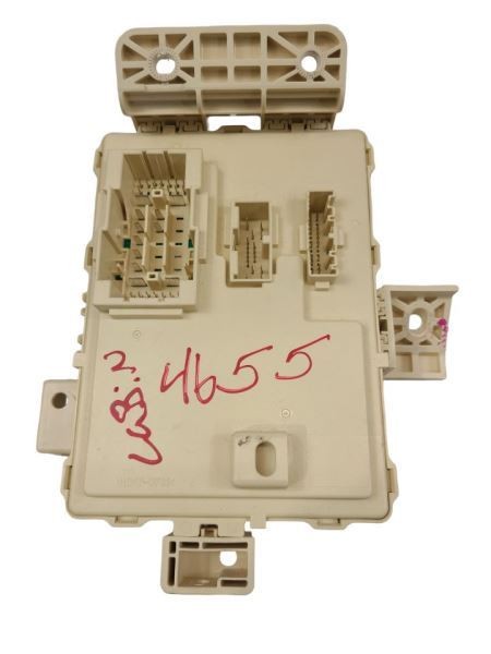 TUCSON    2021 Fuse Box Cabin 587515