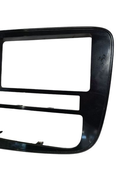 OUTLANDER 2016 Dash Bezel 600809