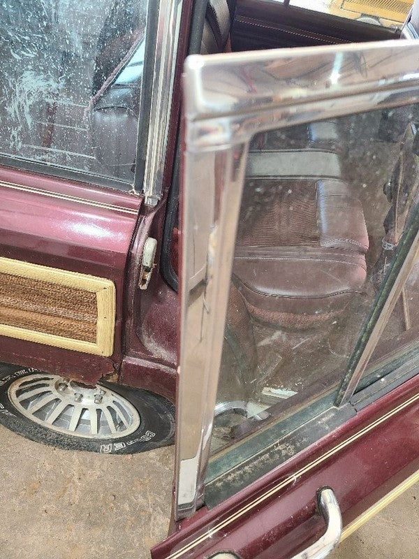 GRAND-WAG 1991 Door Moulding Rear 678955