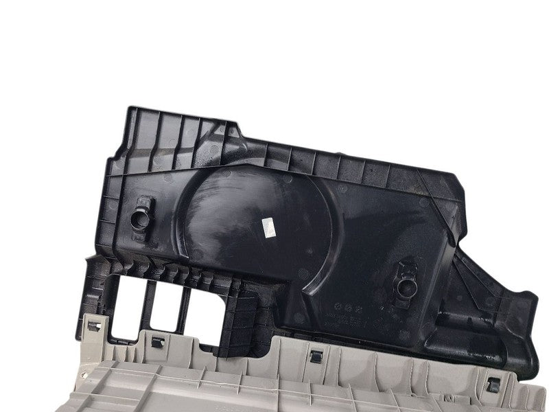 VENZA     2011 Glove Box 654466