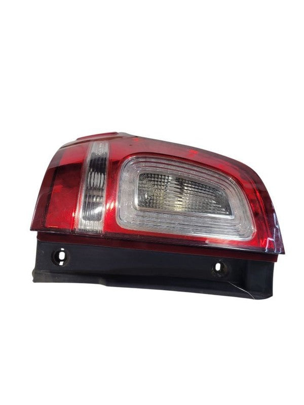 Passenger Tail Light Red Lens Fits 11-15 EXPLORER 669842