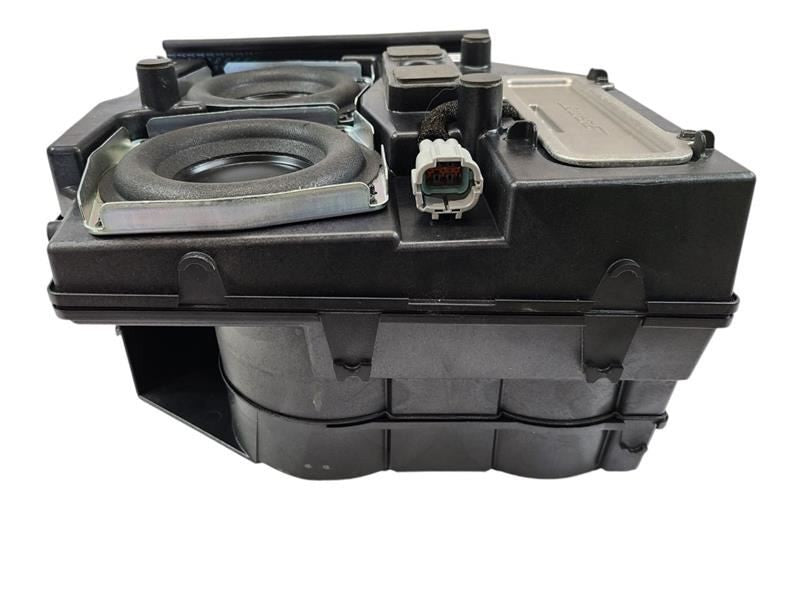 2013 JX35 Amplifier Speakers  600795