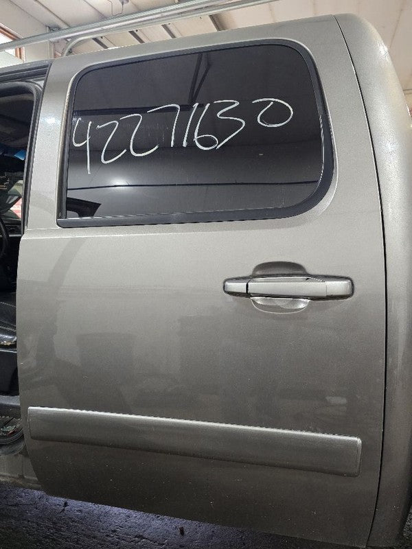 Driver Rear Side Door Crew Cab Fits 07-14 SIERRA 2500 PICKUP 645787