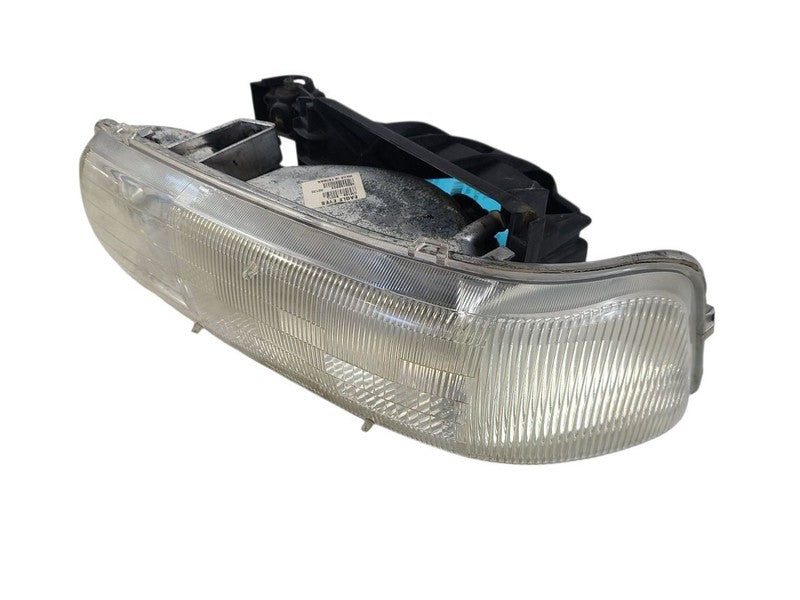Driver Left Headlight Fits 00-06 SUBURBAN 1500 638786