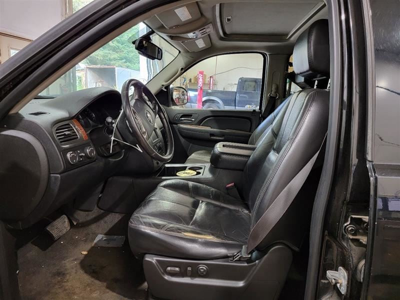 Rear Driver's Door Trim Panel Fits 2007 YUKON 436973