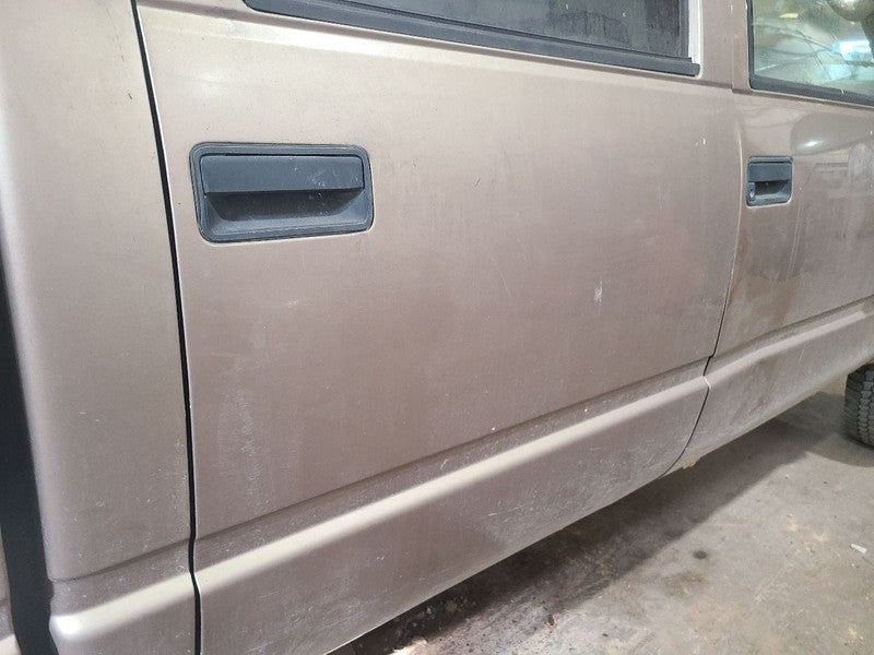 Passenger Rear Side Door Crew Cab Fits 92-00 CHEVROLET 3500 PICKUP 679