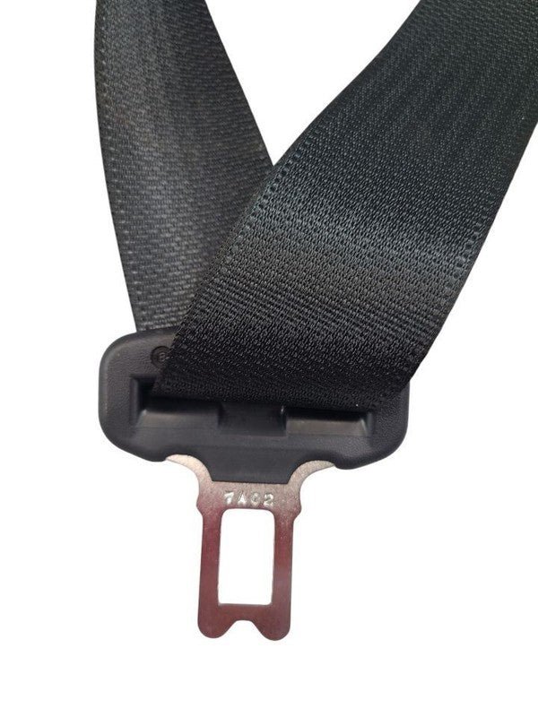 NX200T    2017 Seat Belt Rear 602128
