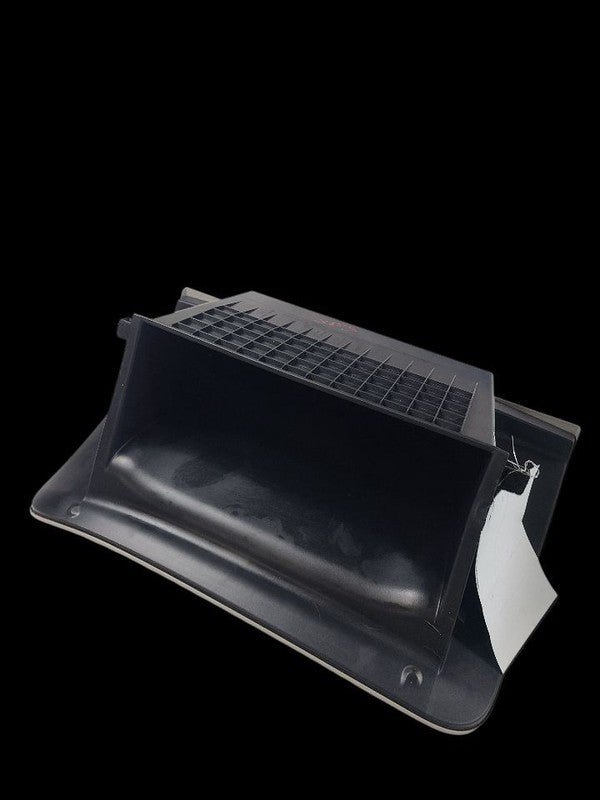 QUEST     2012 Glove Box 652025