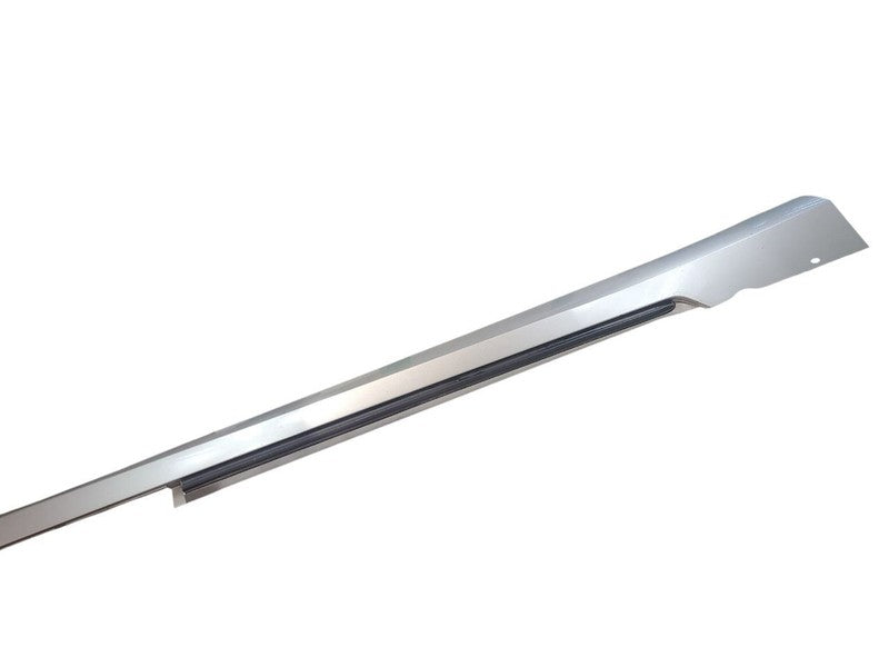 CAMARO    2015 Rocker Panel Moulding 671664