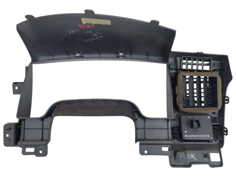 RAM2500   2006 Dash Bezel 672755