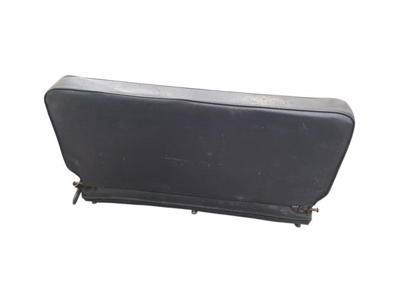 CJ        1985 Seat Rear 679146