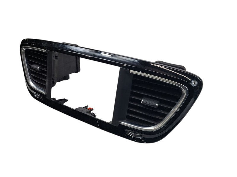 VOYAGER   2020 Dash Bezel 623511