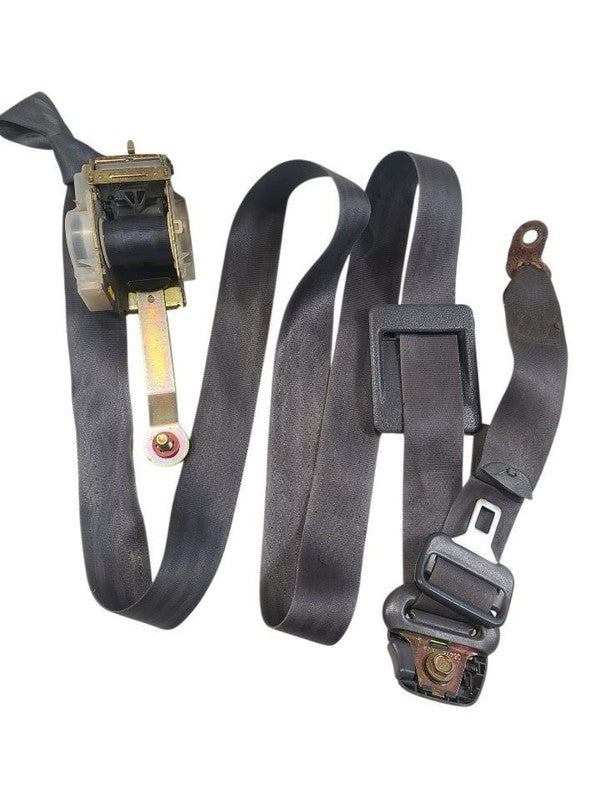 T100      1995 Seat Belt Front 663781