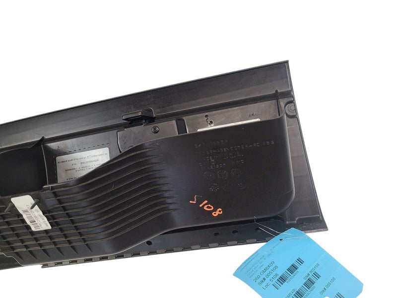 SILVRDO15 2009 Glove Box 634889