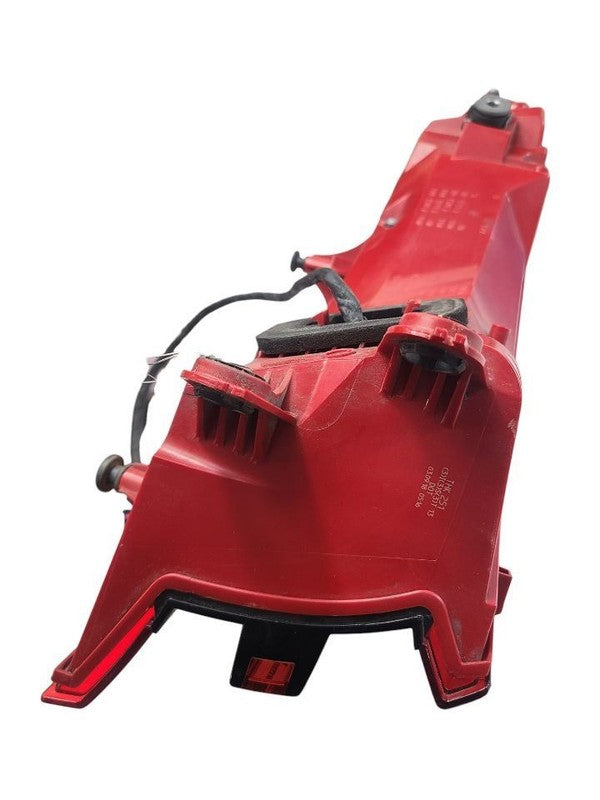Passenger Tail Light With Sport Design Package Fits 15-18 PORSCHE MACA