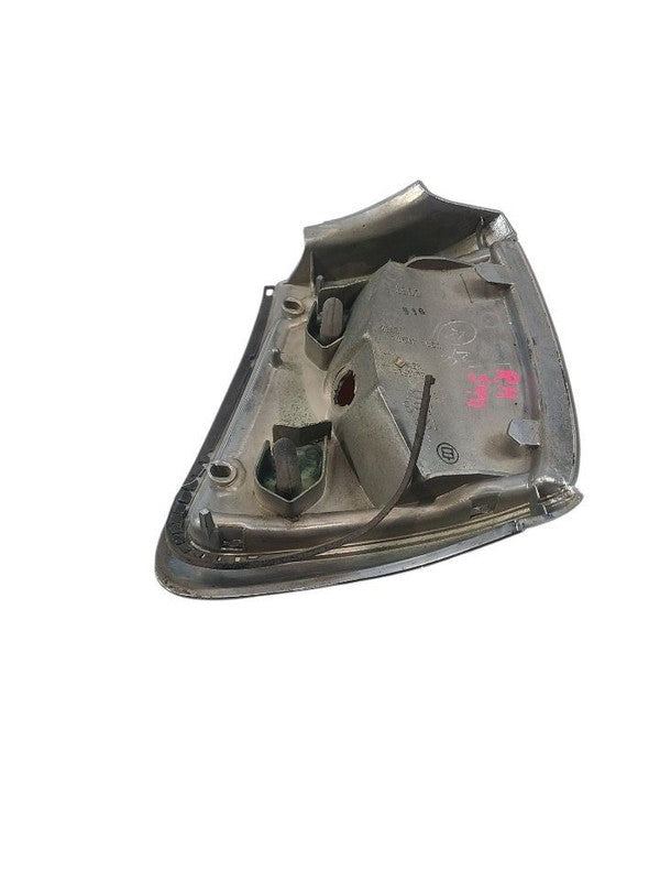 Passenger Corner/Park Light Park Lamp-turn Signal Fits 92-95 4 RUNNER 