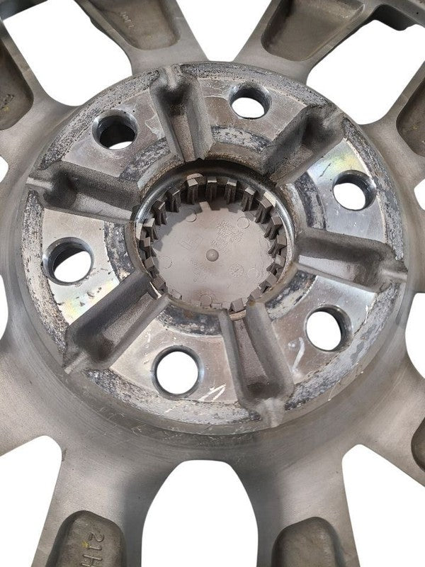 Wheel 20x9 10 Spoke Opt RD2 Fits 21-26 SUBURBAN 1500 669746