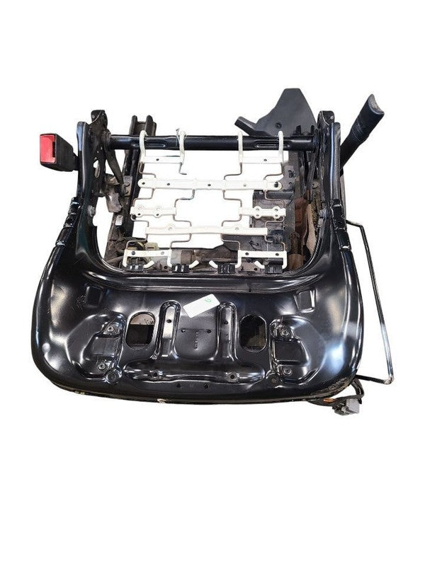 SILVRDO15 2014 Front Seat Track 662667