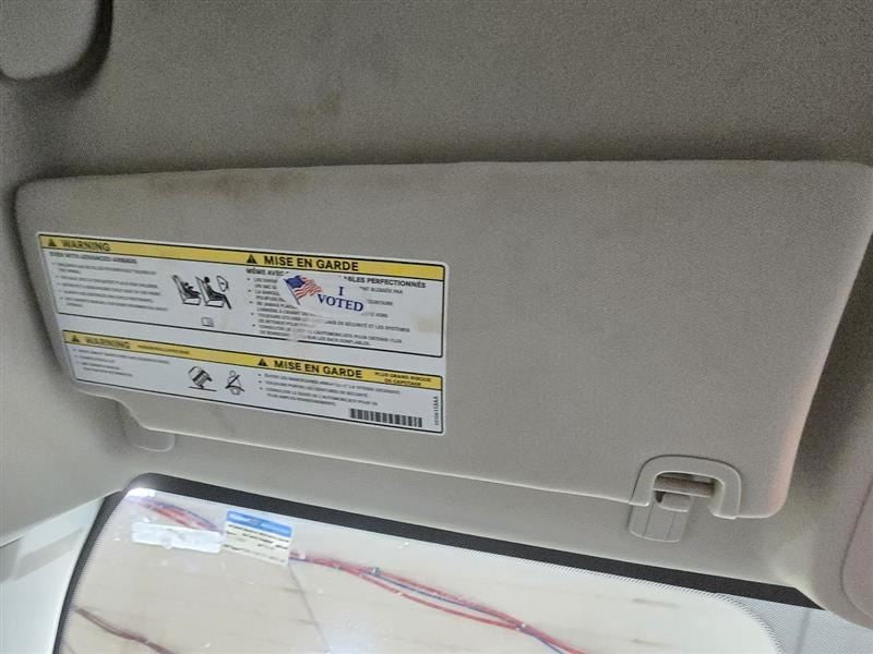 Driver Left Sun Visor Illuminated Fits 14-18 CHEROKEE 607170
