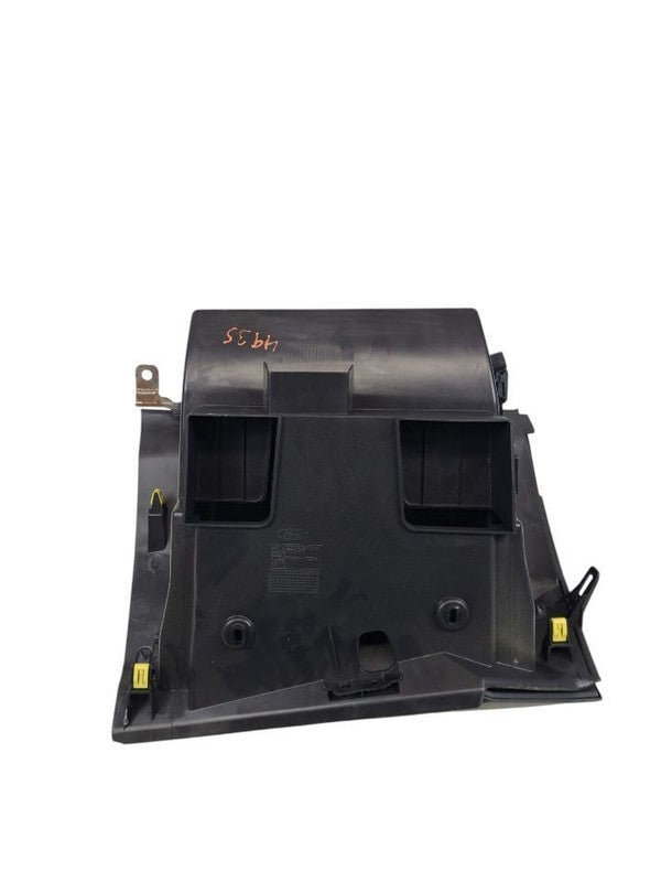 ESCAPE    2018 Glove Box 617447