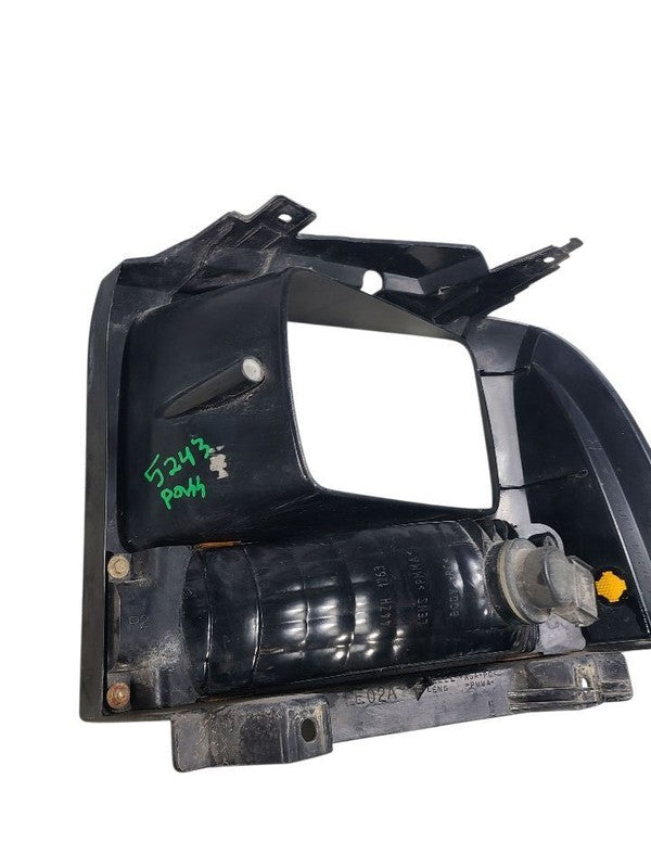 Passenger Headlight Sealed Beam Halogen Fits 05-10 FORD F250SD PICKUP 
