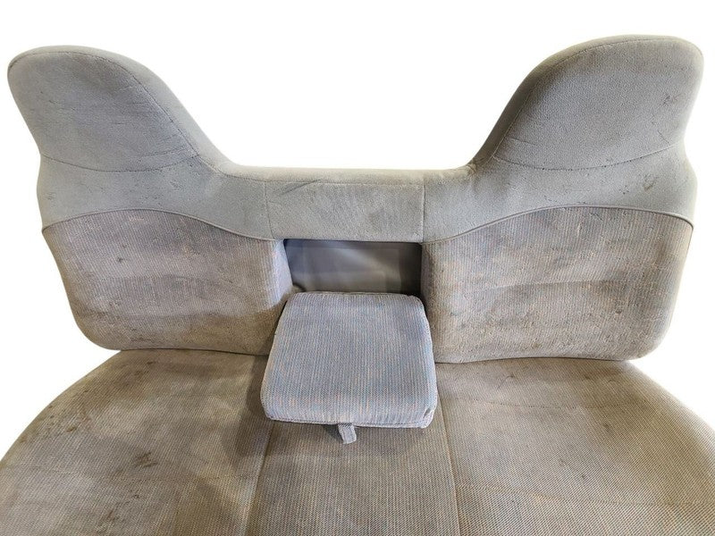 F250      1996 Front Seat 676281