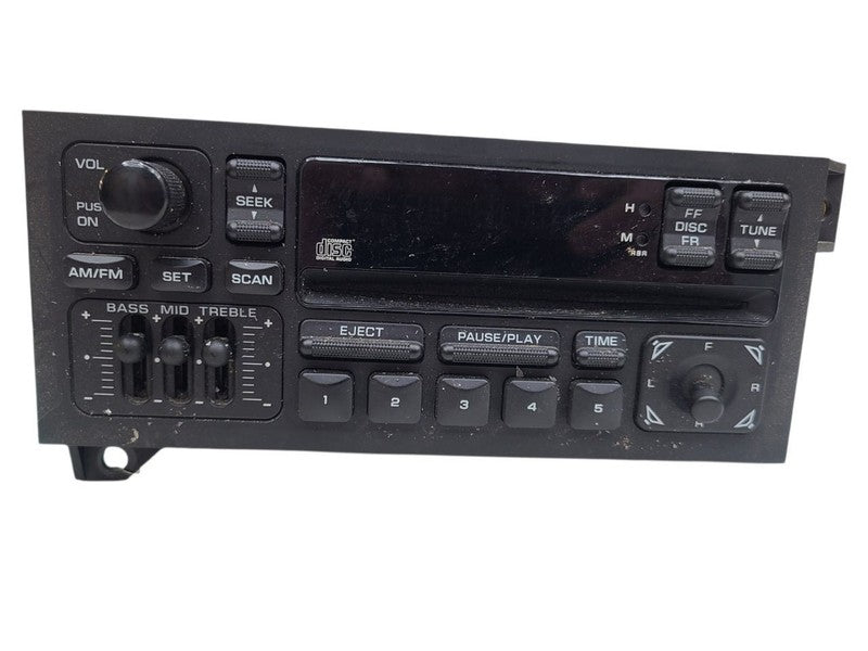 Audio Equipment Radio Receiver Am-fm-cd Player Fits 97-03 DODGE 1500 V