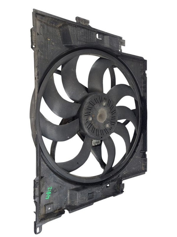 Radiator Fan Motor Fan Assembly 600 Watt Fits 12-16 BMW 328i 605185