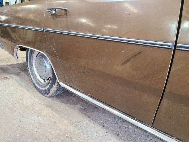 Passenger Right Front Door Excluding Sport Model 4 Door Fits 68-76 DAR