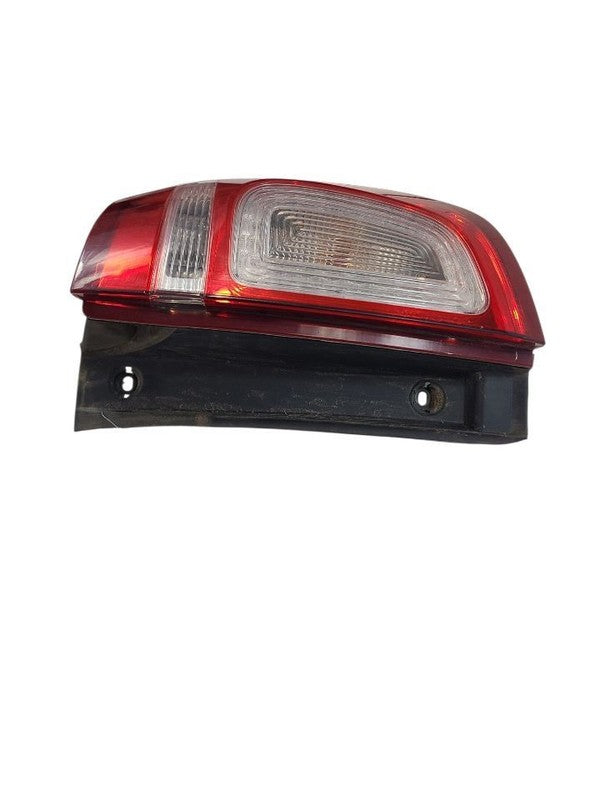 Passenger Tail Light Red Lens Fits 11-15 EXPLORER 663024