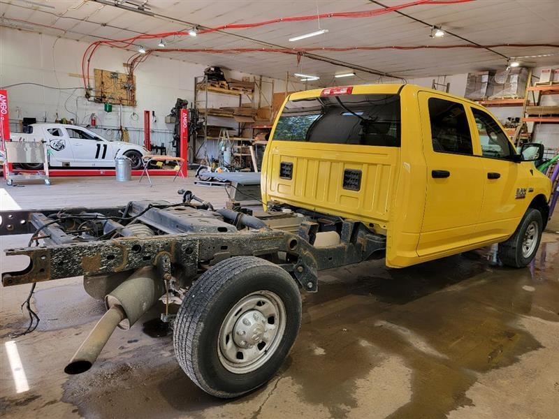 RAM2500   2015 Owners Manual 417296