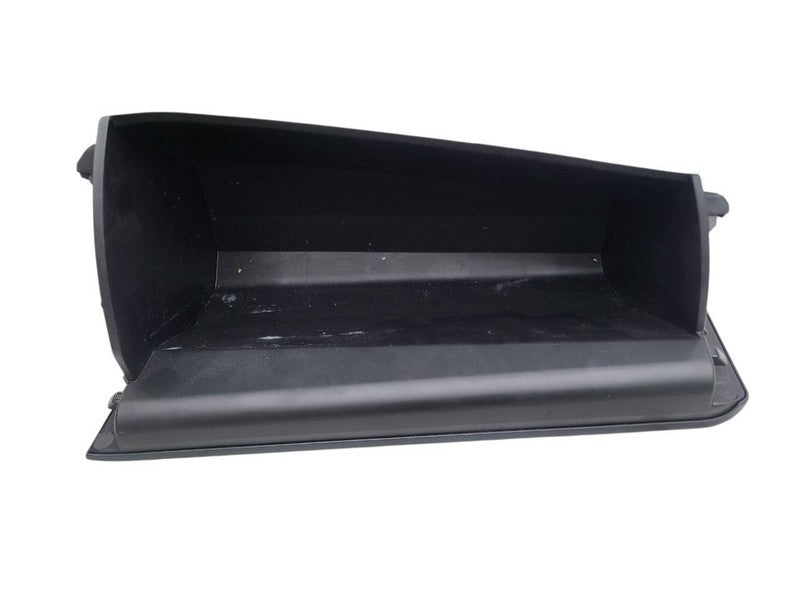 PRIUS     2017 Glove Box 678612