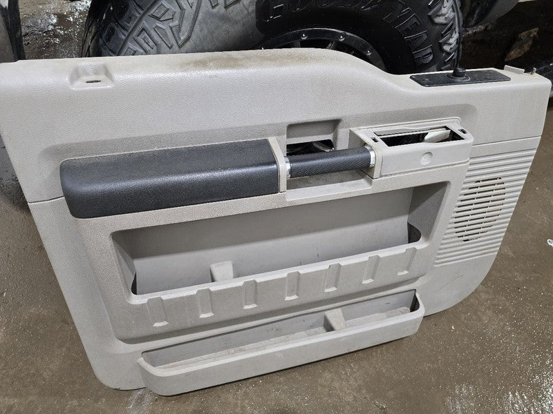 F250SD    2009 Front Door Trim Panel 626785