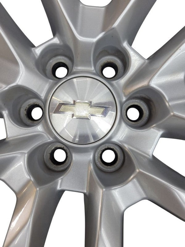 Wheel 18x8-1/2 Opt Pzx Fits 21-24 SUBURBAN 1500 674038