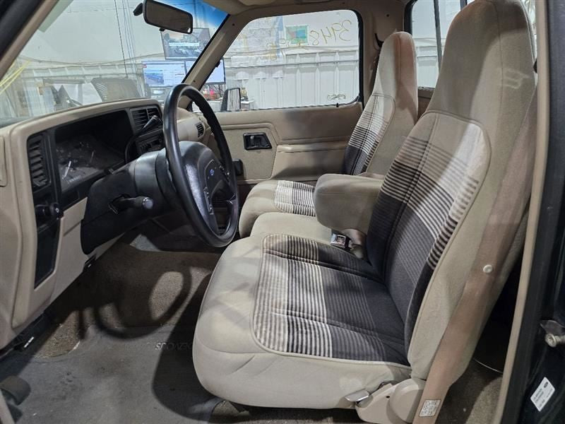 RANGER    1991 Seat Belt Front 588204